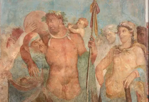 庞贝出土的一世纪第四风格壁画，画面表现赫拉克勒斯与翁法勒