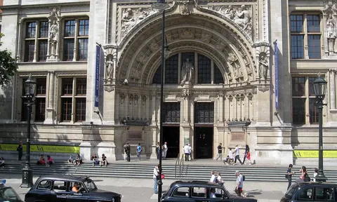 V&A 馆长 Tristram Hunt 的资料照片,他主张将部分游客税用于维持文化机构免费入场