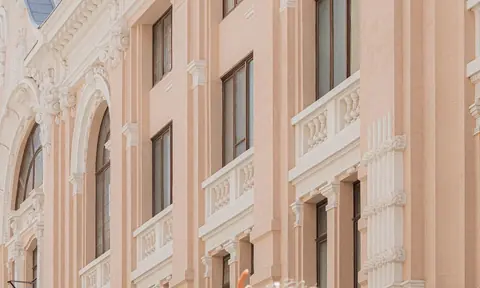 计划改造为 Thyssen-Bornemisza 当代艺术新馆的 Palacio de Hielo y del Automóvil 建筑