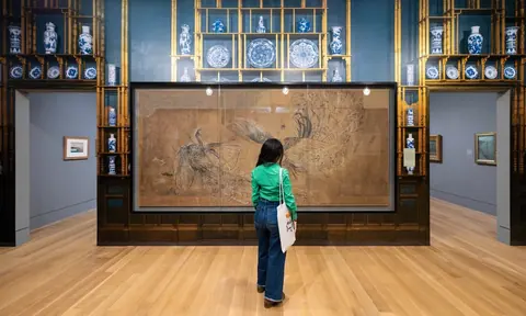 Tate Britain 重建的 Whistler 孔雀厅室内设计展陈现场