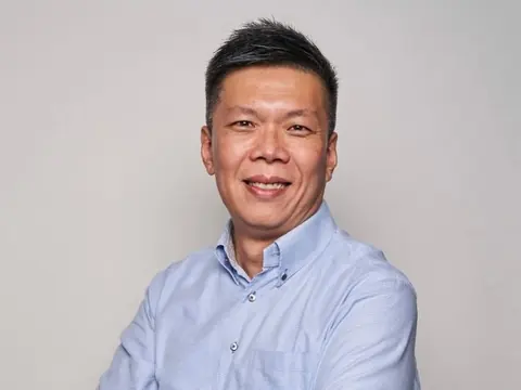 新加坡国家美术馆候任 CEO Chng Hak-Peng 肖像