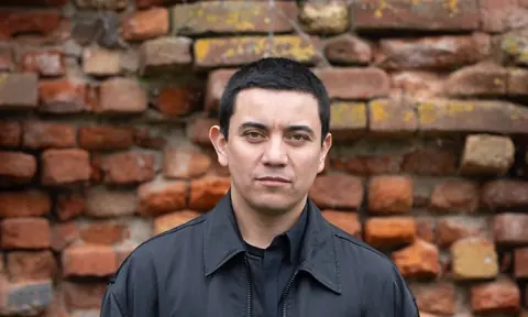 艺术家 Iván Argote 在意大利 Bene Vagienna
