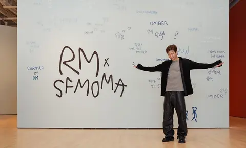 RM 在旧金山现代艺术博物馆的“Between You and Me”展览中